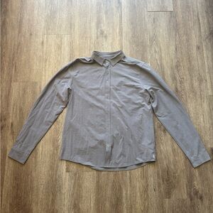 Vuori Men's Casual Gray Button Down Shirt